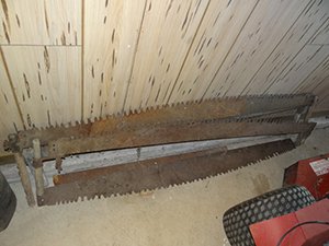 Property photo 11 - Personal Property Auction, Tractors, Dozer, Implements, Lawn & Garden, Tools, Antiques, Furniture & Household
